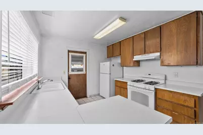 1003 Maryland Street, Vista, CA 92083 - Photo 14