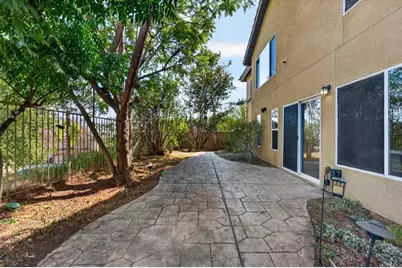 10441 Lake Breeze Drive, Spring Valley, CA 91977 - Photo 46