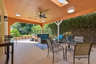 949 S Highland Ave, Los Angeles, CA 90036 - Photo 22
