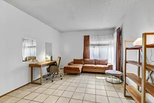 7955 Tinaja Ln, San Diego, CA 92139 - Photo 4