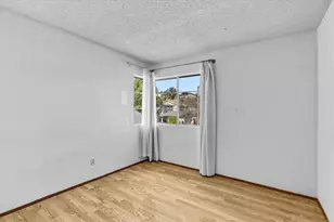 7955 Tinaja Ln, San Diego, CA 92139 - Photo 22
