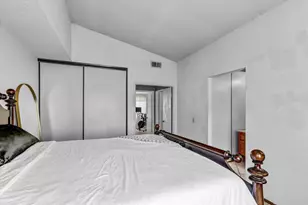 7955 Tinaja Ln, San Diego, CA 92139 - Photo 20