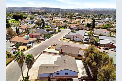 1576 Larkhaven Drive, Chula Vista, CA 91911 - Photo 38