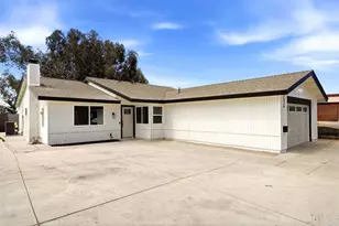 1576 Larkhaven Dr, Chula Vista, CA 91911 - Photo 32