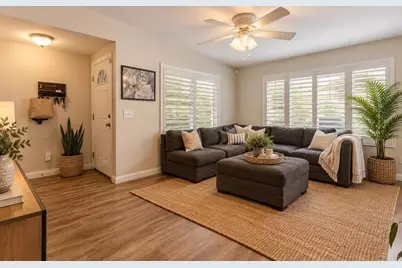1313 Via Santiago #A, Corona, CA 92882 - Photo 2