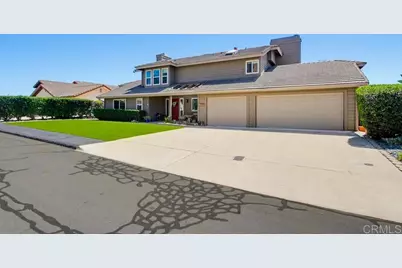 2171 Paseo Grande, El Cajon, CA 92019 - Photo 2