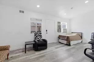 875 W San Ysidro Blvd, San Ysidro, CA 92173 - Photo 2