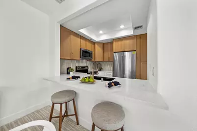 12122 Royal Birkdale Row #303, San Diego, CA 92128 - Photo 6