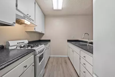 1625 Hotel Circle #C210, San Diego, CA 92108 - Photo 14