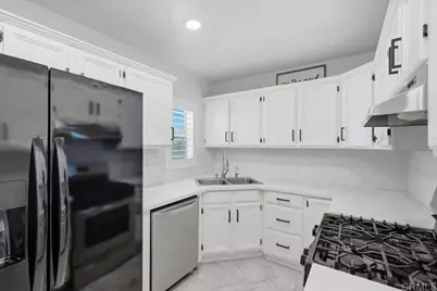 677 Fifth Avenue, Chula Vista, CA 91910 - Photo 4