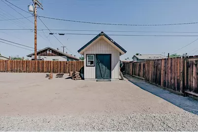 1592 Ross Avenue, El Centro, CA 92243 - Photo 36