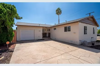 2009 Paddy Place, Escondido, CA 92027 - Photo 4
