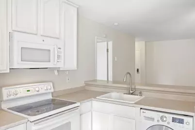 7500 Parkway Drive #207, La Mesa, CA 91942 - Photo 14