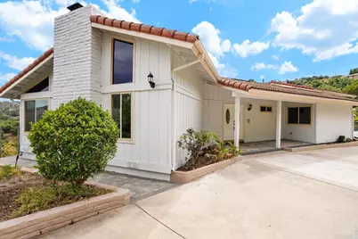 2645 Daisy Ln, Fallbrook, CA 92028 - Photo 10