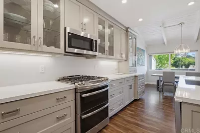 2842 Luciernaga Street, Carlsbad, CA 92009 - Photo 4