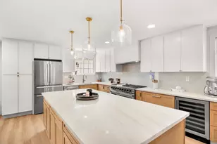2690 Cowley Way, San Diego, CA 92110 - Photo 1