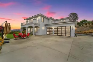 1830 Vista Way, El Cajon, CA 92019 - Photo 1