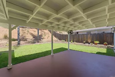 1448 Esperanza Way, Escondido, CA 92027 - Photo 4