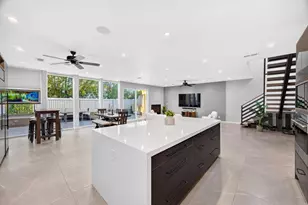 17892 Creciente Way, San Diego, CA 92127 - Photo 2
