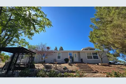 42550 Hall Road, Hemet, CA 92544 - Photo 2