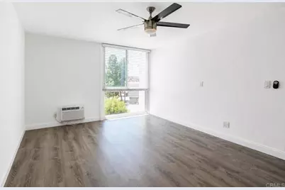 3050 Rue D'Orleans #404, San Diego, CA 92110 - Photo 6