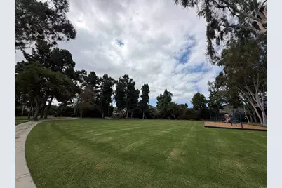 8025 Camino Kiosco, San Diego, CA 92122 - Photo 18