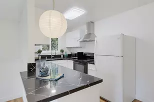 8025 Camino Kiosco, San Diego, CA 92122 - Photo 4