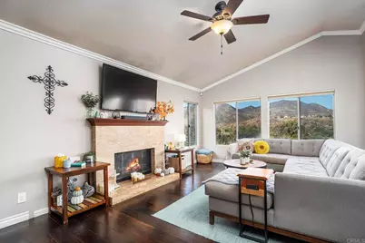 1357 Golden Harvest Ln, El Cajon, CA 92019 - Photo 4