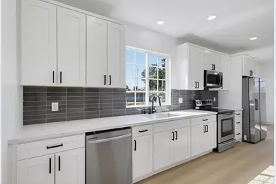 3019 23 Martin Avenue, San Diego, CA 92113 - Photo 10