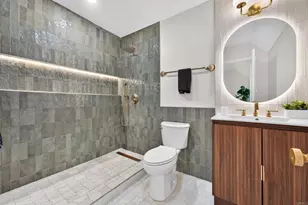 2421 Brant St, San Diego, CA 92101 - Photo 42
