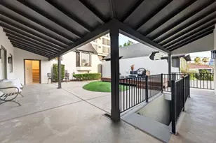 2421 Brant St, San Diego, CA 92101 - Photo 16