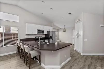4972 Lake Shore Court, Fallbrook, CA 92028 - Photo 2