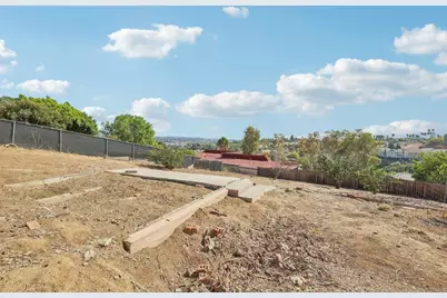 1477 Montgomery Drive, Vista, CA 92084 - Photo 58