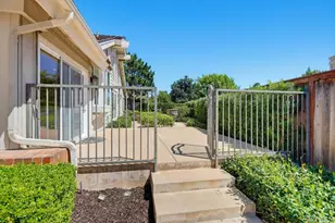 3 Sunrose, Irvine, CA 92603 - Photo 44