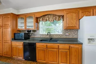 33 Empty Saddle Ln, Rolling Hills Estates, CA 90274 - Photo 16