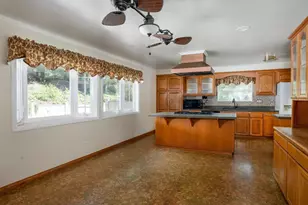 33 Empty Saddle Ln, Rolling Hills Estates, CA 90274 - Photo 12
