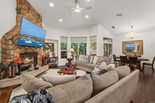 28315 Meadow Glen Way, Escondido, CA 92026 - Photo 4