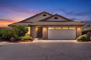 2032 Fiesta, Escondido, CA 92027 - Photo 2