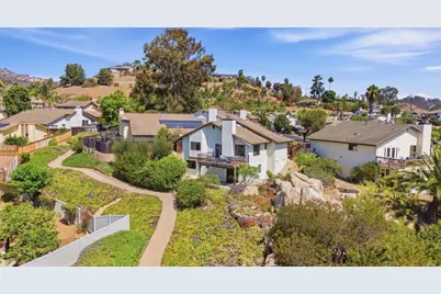 2032 Fiesta, Escondido, CA 92027 - Photo 42