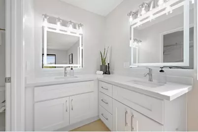 2032 Fiesta, Escondido, CA 92027 - Photo 26