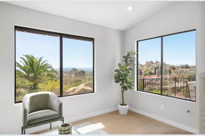 2032 Fiesta, Escondido, CA 92027 - Photo 8