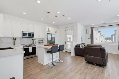 804 Makani Street #2, Chula Vista, CA 91911 - Photo 4