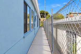 1014 40th St, San Diego, CA 92102 - Photo 2