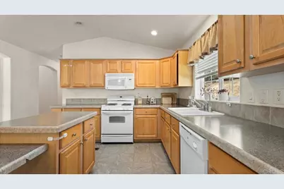 18453 Ramona View Dr, Ramona, CA 92065 - Photo 10