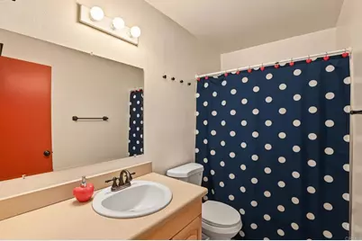 465 Fourth Avenue #10, Chula Vista, CA 91910 - Photo 18