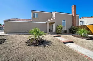 558 Cherry Vista Dr, Perris, CA 92571 - Photo 2