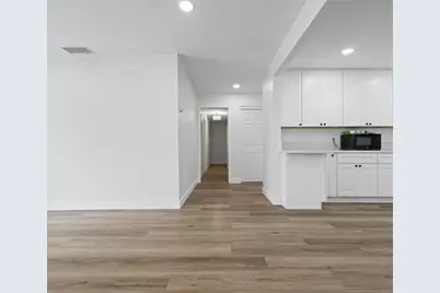4951 57 Genesee Avenue, San Diego, CA 92117 - Photo 6