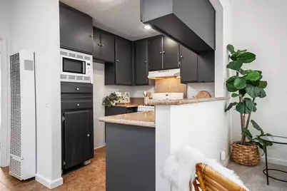4338 Montalvo 3, San Diego, CA 92107 - Photo 8