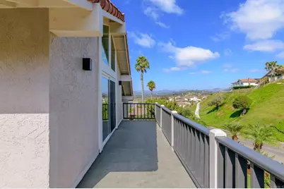 741 Santa Olivia, Solana Beach, CA 92075 - Photo 36