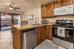 5257 Edge Park Way, San Diego, CA 92124 - Photo 2